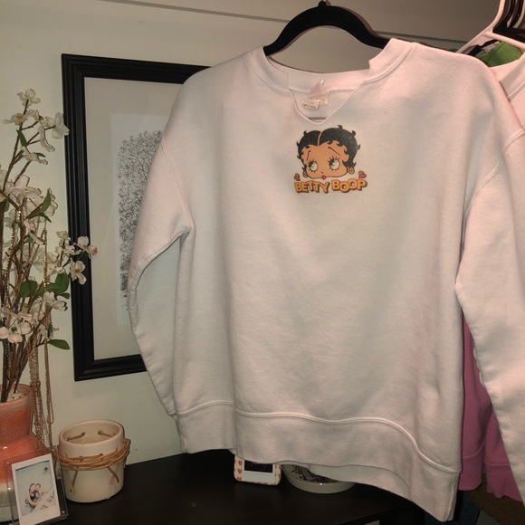 Tops - Vintage Betty Boop Crewneck